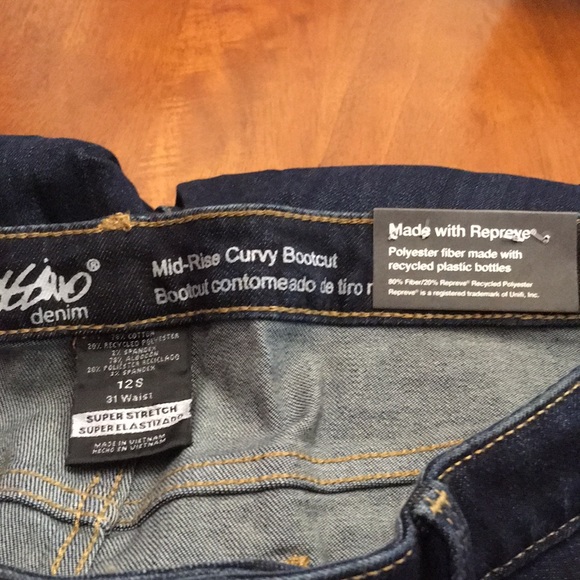 Two available - Picture 4 of 6